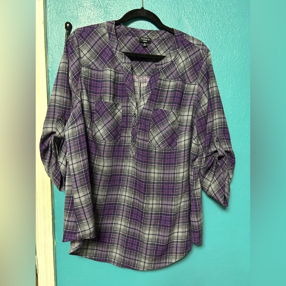 Torrid Harper Purple and Gray Plaid V Neck Shirt 3/4 Sleeves 2X 18-20